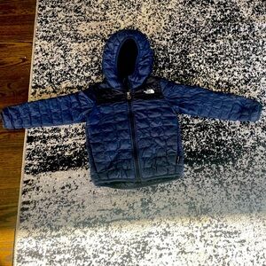 The North Face Navy Puffer Jacket 4T